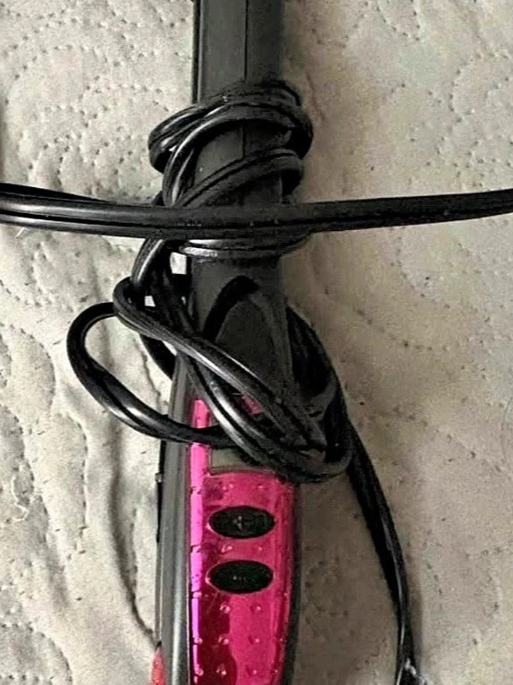 Flat iron Hair Styling Tool used in working order